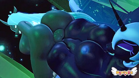 Chrysalis Futa X Nightmare Moon (hentype)